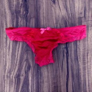 Red Thong. S/SX. Victoria's Secret